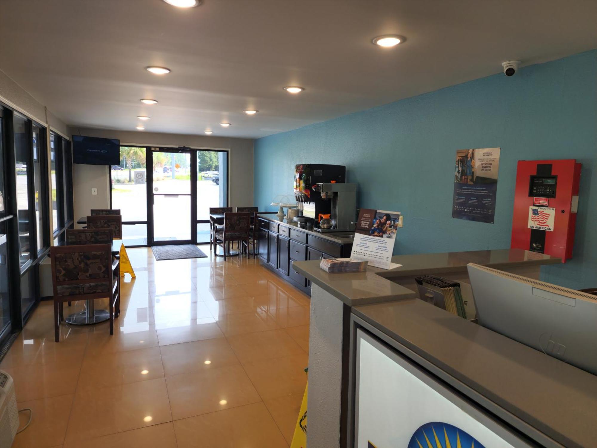 Days Inn By Wyndham Hardeeville Near Hilton Head Экстерьер фото