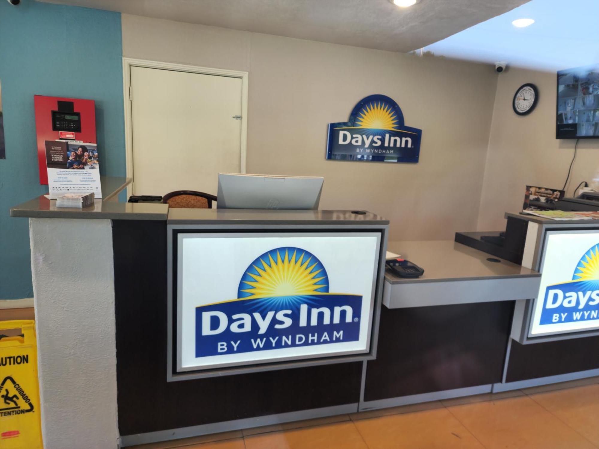 Days Inn By Wyndham Hardeeville Near Hilton Head Экстерьер фото